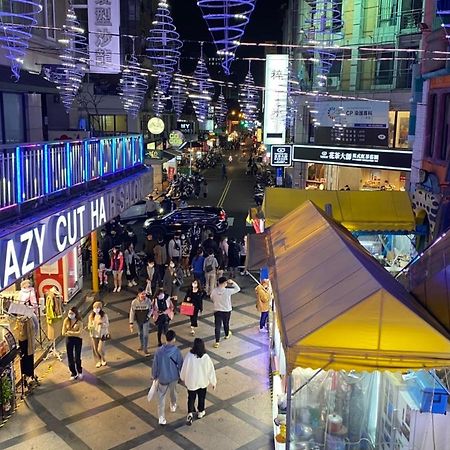 一中街星辰 Taichung Exterior foto